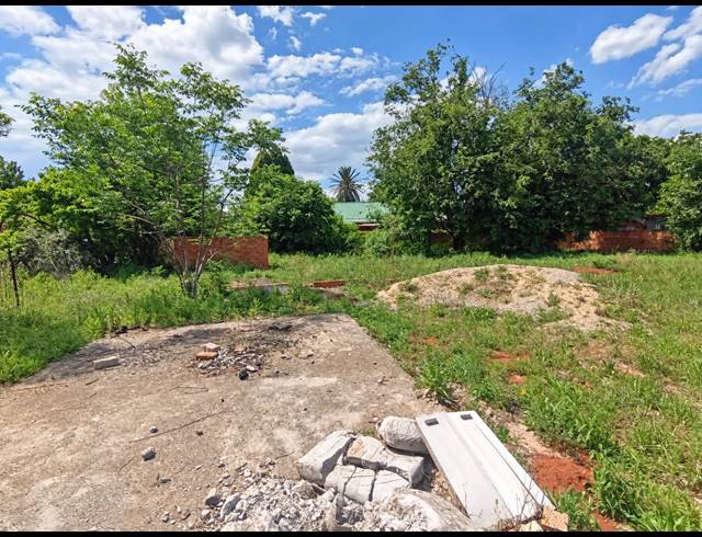 1,089M² VACANT LAND FOR SALE IN HENLEY ON KLIP